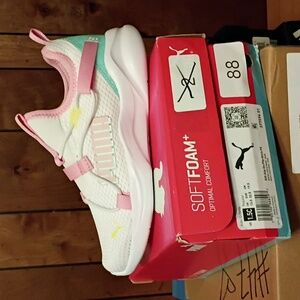 Puma kids pink white